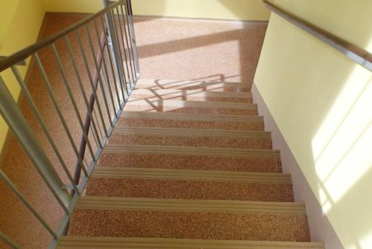 Pohled na schodiště